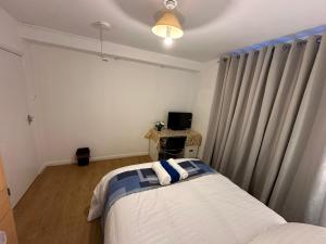 Cosy Double Room, Near Tower Bridge, Aldgate East, Central London
