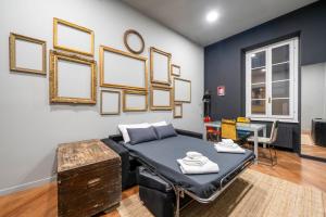 Intrho- Correnti Luxury Apartment