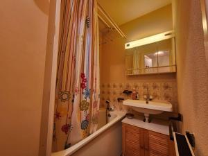 Studio confortable à Samoëns avec parking et animaux acceptés - FR-1-629-118