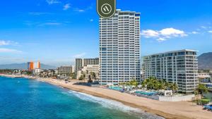 Amazing Apt with Ocean View - King Bed