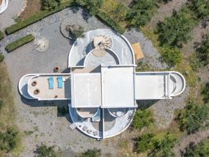 Modernist Spa Suites - Grambella Olive Estate
