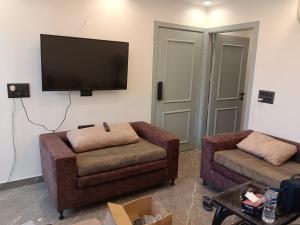 THE MEHTAS - 1BHK Fully Furnished Apartment