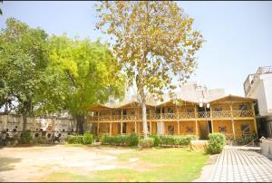 Hotel First Impression