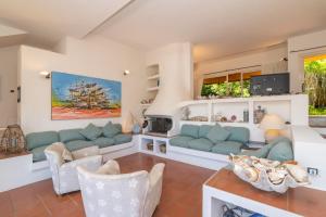 Villa Viola con piscina e giardino