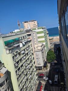 Copacabana 04 quartos Vista Mar com Varanda posto 2