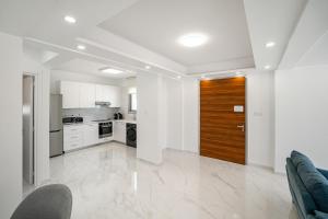 Villa Seabreeze Elina by Ezoria Villas