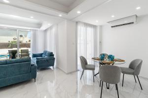 Villa Seabreeze Elina by Ezoria Villas