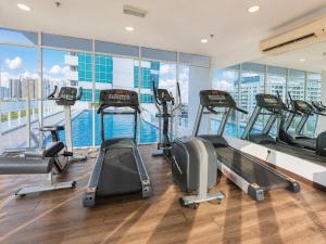 Lux Two-Bedroom Maritime Suites with Pool & Wifi 3A