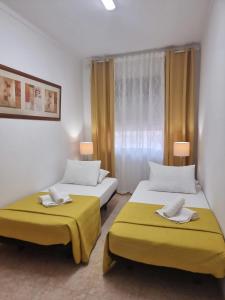 Spacious Apartment in Faro, 92 m² with Terrace