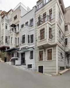 The One Taksim