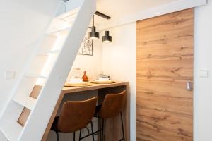 Goose Apartment with Parking