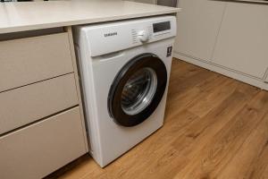 Moderno y Luminoso 1BR en Zona Shopping del Sol