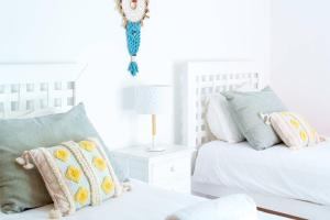 Beach House , Sea and Golf views E4