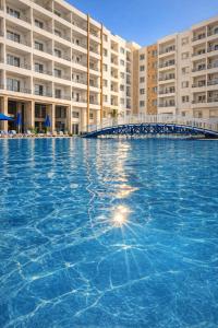 Tiba Golden Resort with private Beach