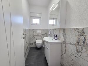Dalmara Apartments Milki