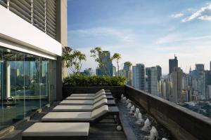 Stunning Loft Rare Find in Makati