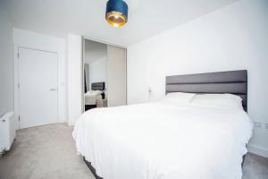 1-Bed Flat in Rochester Riverside