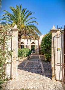 Luxury Villa with service near Noto and Syracuse