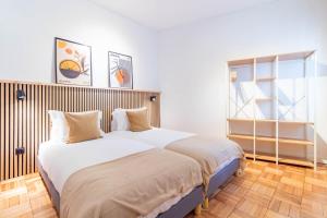 Stylish 3BR in Central Porto w AC by LovelyStay