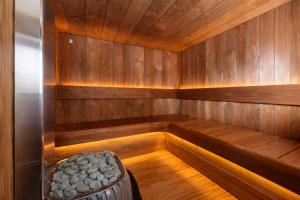 Stylish Condotel in Makati with Stunning Amenities