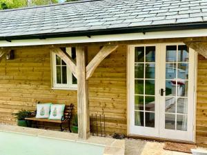 Garden Lodge