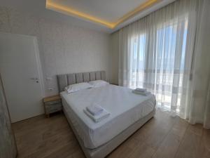Sunny Waves Seafront Apartment