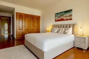 Cascais Golden Horizon By Clama Retreats
