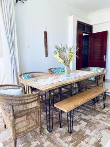 3 bedroom ensuite with pool Mbezi Beach