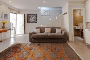 Cavour Living – Luxury Design Olbia Centro img38