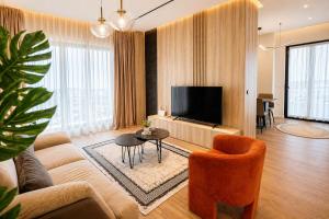 SkyView Luxury Apartment 12th Floor Panorama, City Center