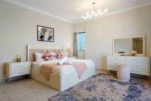 FIRST CLASS 1BR Luxury Sea and Palm View Retreat