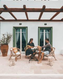 On The Rocks - The Two Rocks - Serviced Villa
