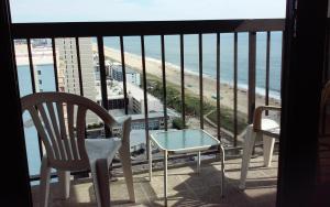 Amazing oceanfront bylevel penthouse