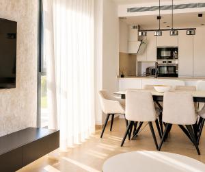 Apartamento Albamar I en Dénia primera línea de playa con piscina privada by Family Homes Rentals