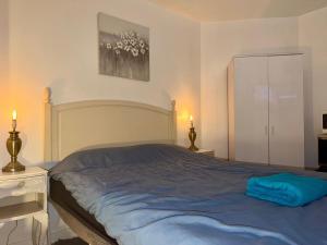 Spacious Double Room with own Sink