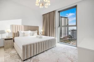FIRST CLASS 2BR Captivating Burj Khalifa View