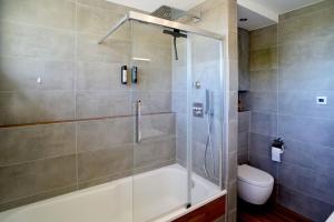 MesseWohnenAschheim Business Zimmer und Apartment mit Balkon bei Messe München