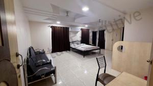 Shantai Executive Pure Veg Restaurant & Lodging