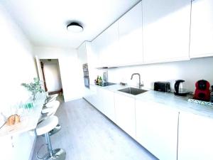 Stunning Sea view 2 bedroom in Nice