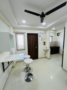 Prime live 2BHK flat 504 at Kondapur, Hyderabad