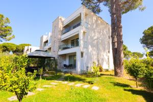 SanPietro Apartments