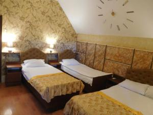 DiBhotel