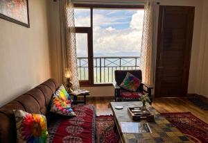 Baldeyan Breeze - Premium 2BR Apartments #Parking #private Balcony