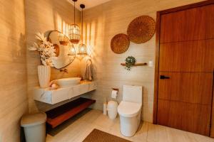 Golden Sands Luxury Villa in Los Cobanos