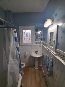 Stay at Red Door Bed and Breakfast