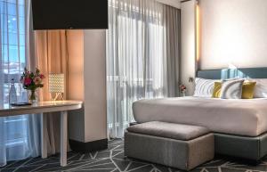 Warwick Le Crystal - Montréal