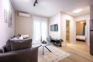 Athens Local Experience