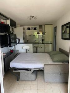 T2 Rez de jardin 300m Plage de Beaucours Sanary sur Mer
