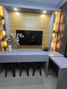 Sakura Suite at Shore 2