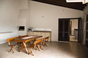 Casa com Piscina e conforto em torres pertinho do mar